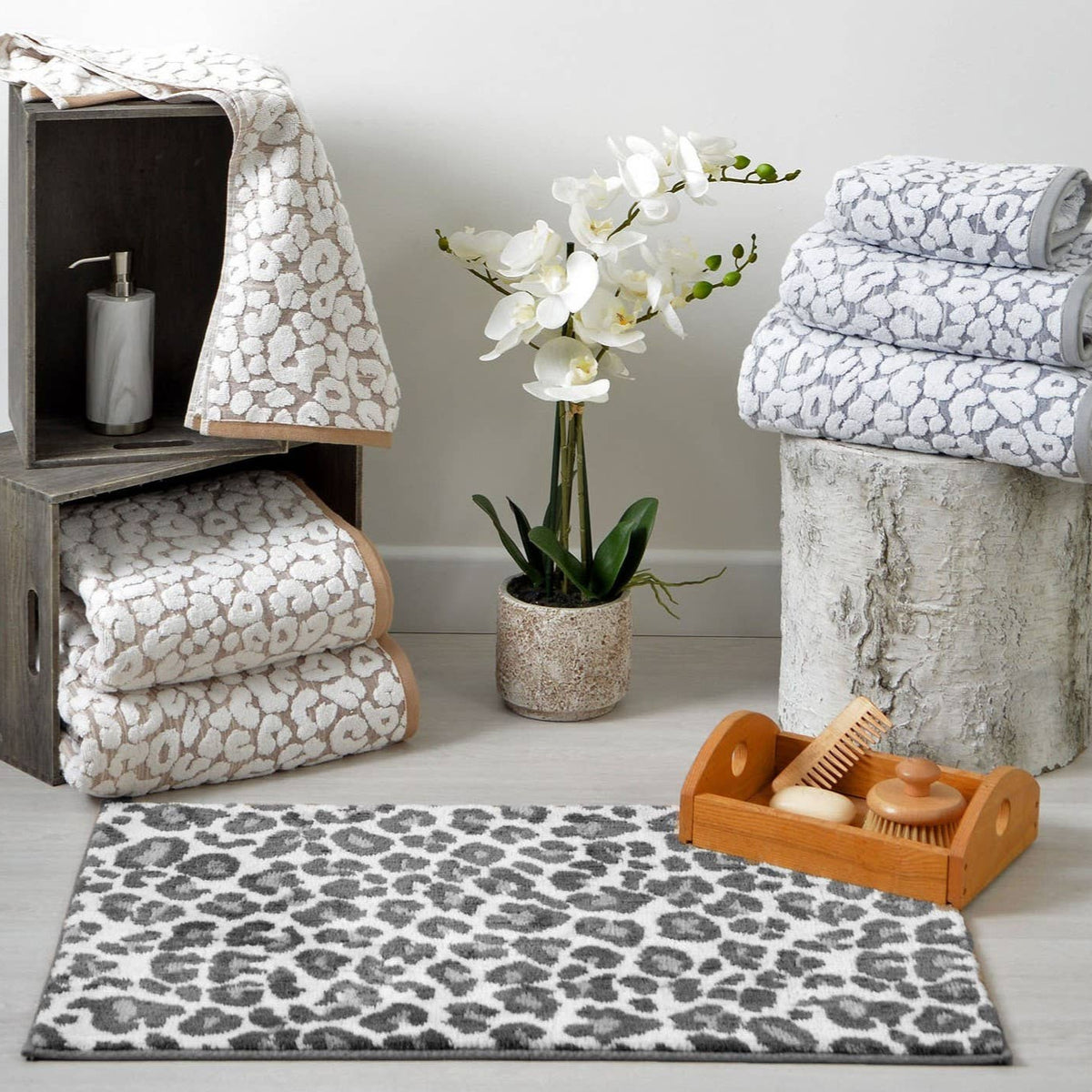 Feline Chic Bathmat